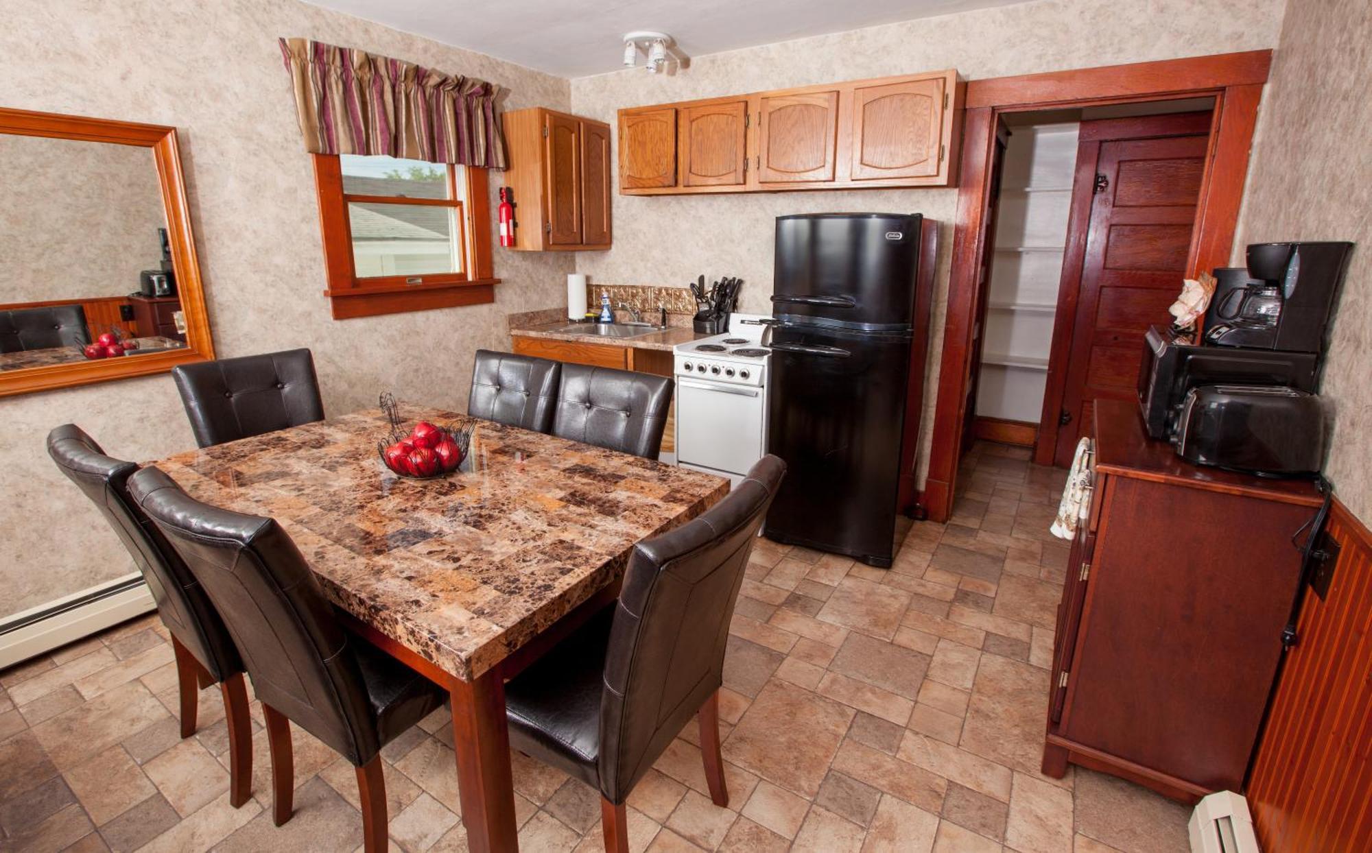 Knotty Pine Motel Bennington Szoba fotó